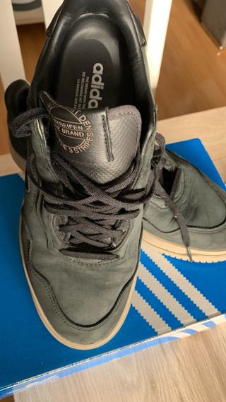 Zapatillas Adidas Talla 43.5 Negras/Beige