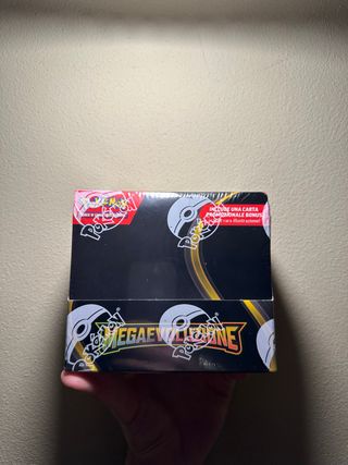 Display con Promo Megaevoluzione Sealed Ita