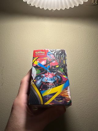 Display con Promo Megaevoluzione Sealed Ita