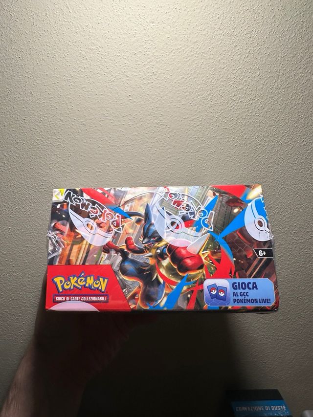 Display con Promo Megaevoluzione Sealed Ita