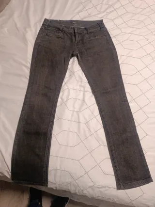 Pantalón vaquero negro marca mexx