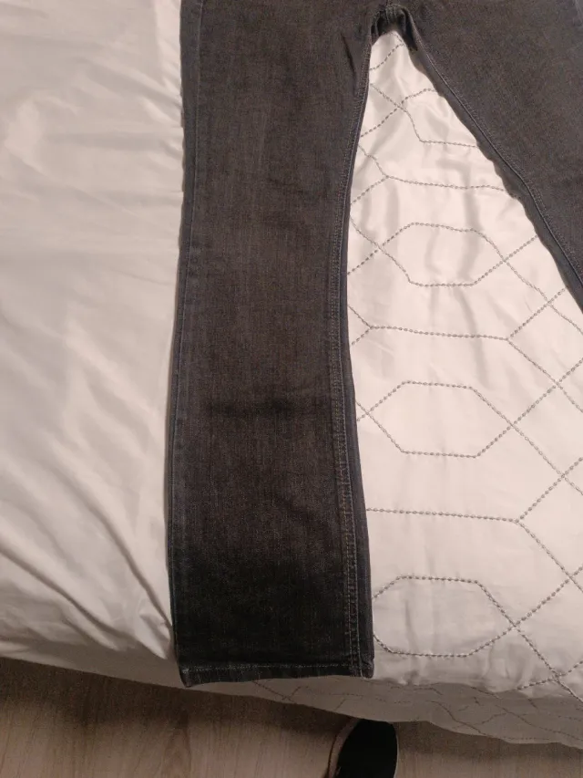 Pantalón vaquero negro marca mexx