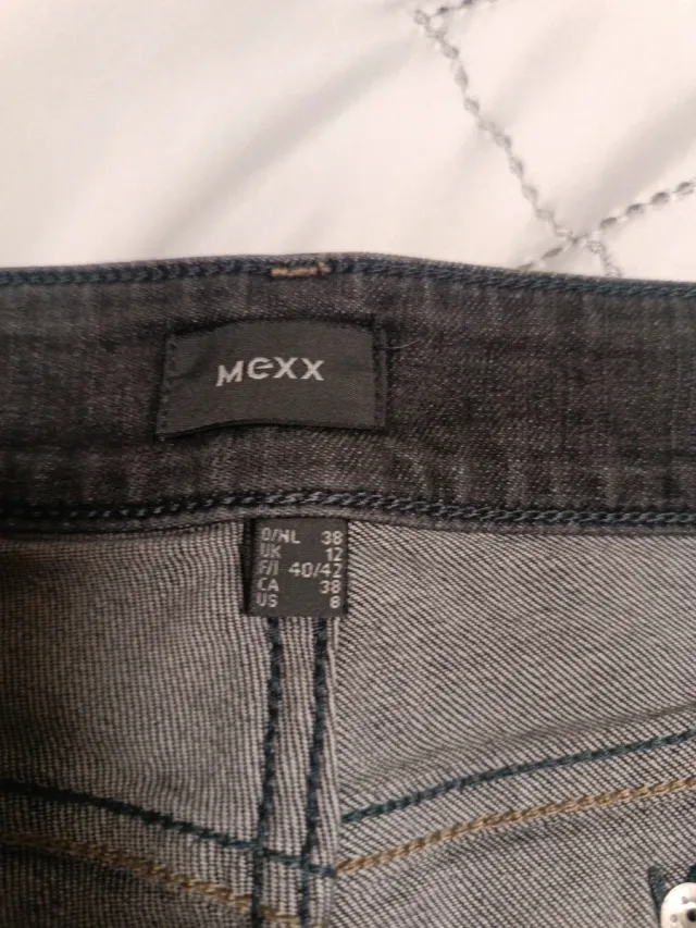 Pantalón vaquero negro marca mexx