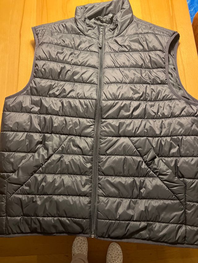 Chaleco acolchado negro talla XL