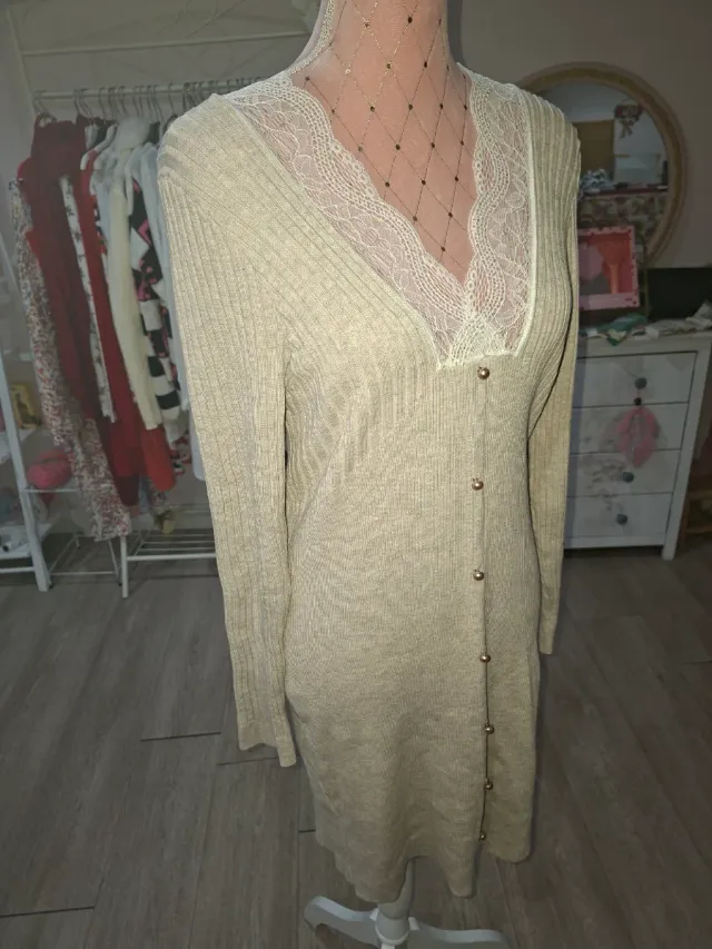 Vestido beige encaje talla S