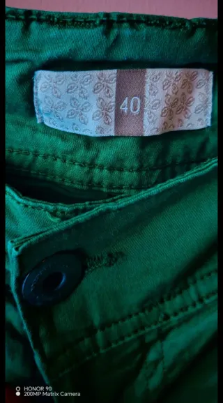 Shorts Zara Verde Talla M