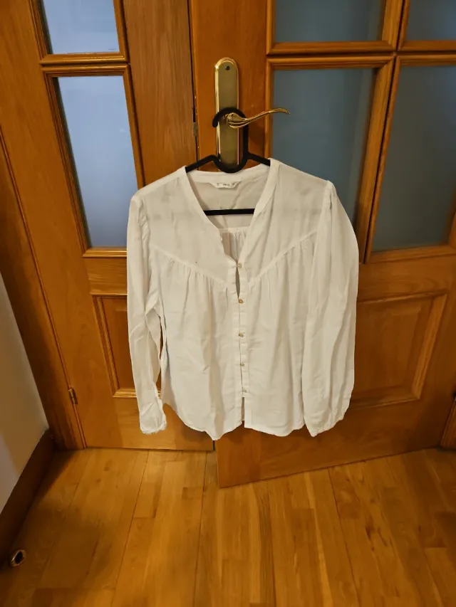Blusa Mango manga larga talla M