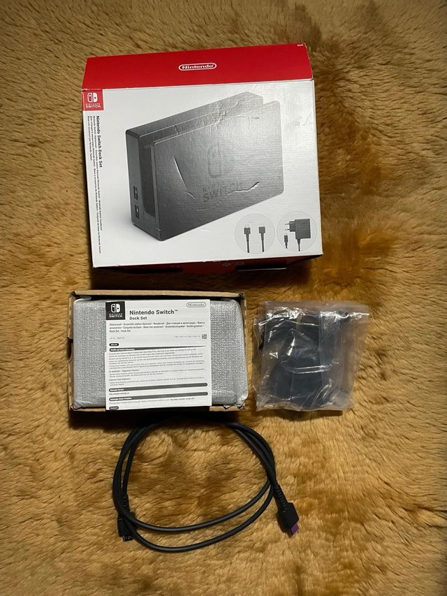 Nintendo Switch Dock Set original — Completo