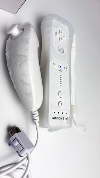 Mando de Juego Wii Remote + Wii Nunchuk con Funda