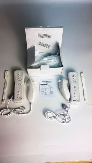 Mando de Juego Wii Remote + Wii Nunchuk con Funda