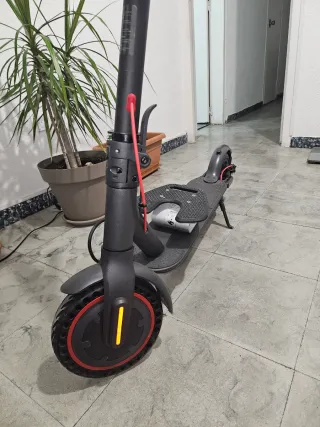 Patinete Eléctrico Pro