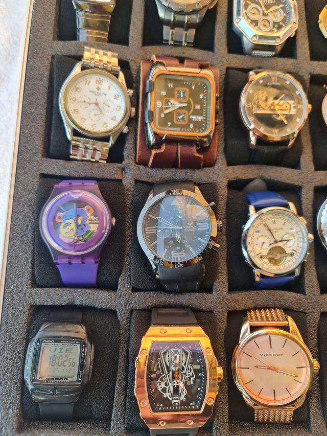 Lote de Relojes Varios Estilos