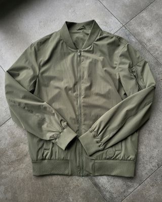 Cazadora bomber kaki
