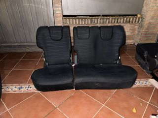 Asientos Toyota Yaris 2 (Conjunto Completo)