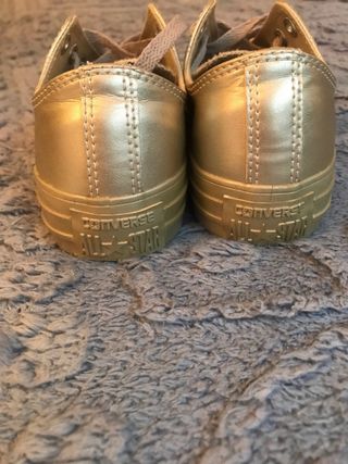 Converse All Star Doradas/Plateadas Talla 37