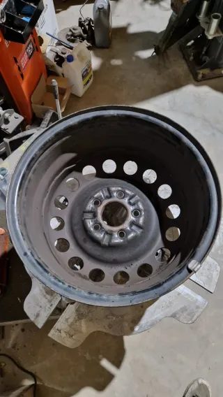 4 Llantas de Acero 5x114.3