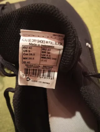 Zapatillas deportivas negras talla 40