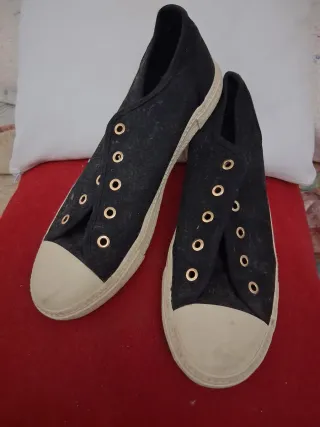 Bambas negras puntera de plástico