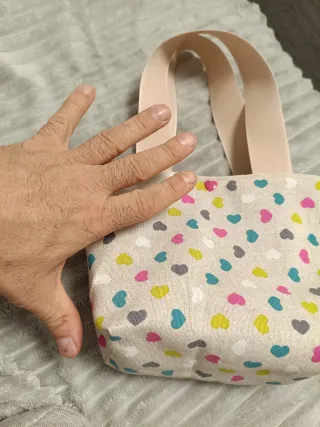 Bolsito infantil artesanal con corazones NUEVO