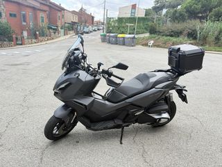 Honda Adv 350 22mil km