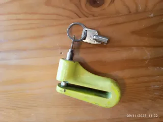 Candado de disco para moto con llaves