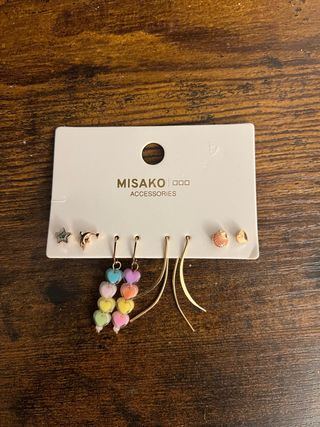 Set Pendientes Misako Corazones y Conchas