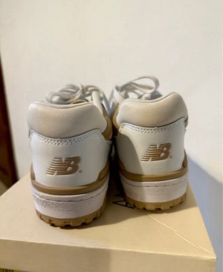 Zapatillas New Balance 550 Blanco y Dorado