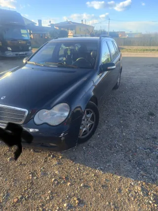 Mercedes-Benz Clase C 2003