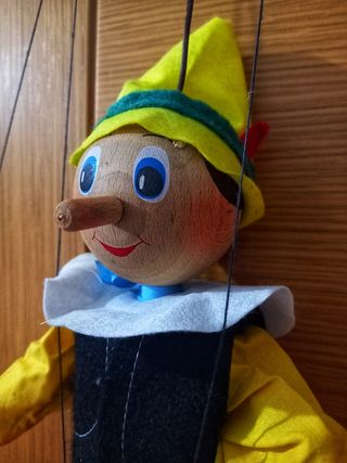 Marionetas Checas madera (Truhlar en Malá Strana).