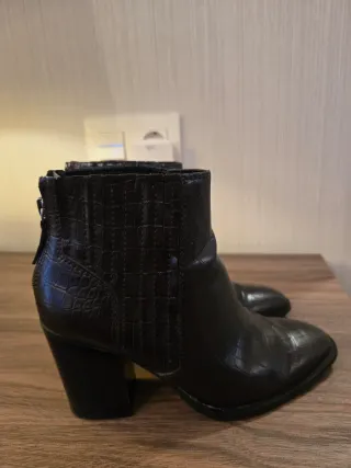Botín Zara Piel Cocodrilo Talla 36