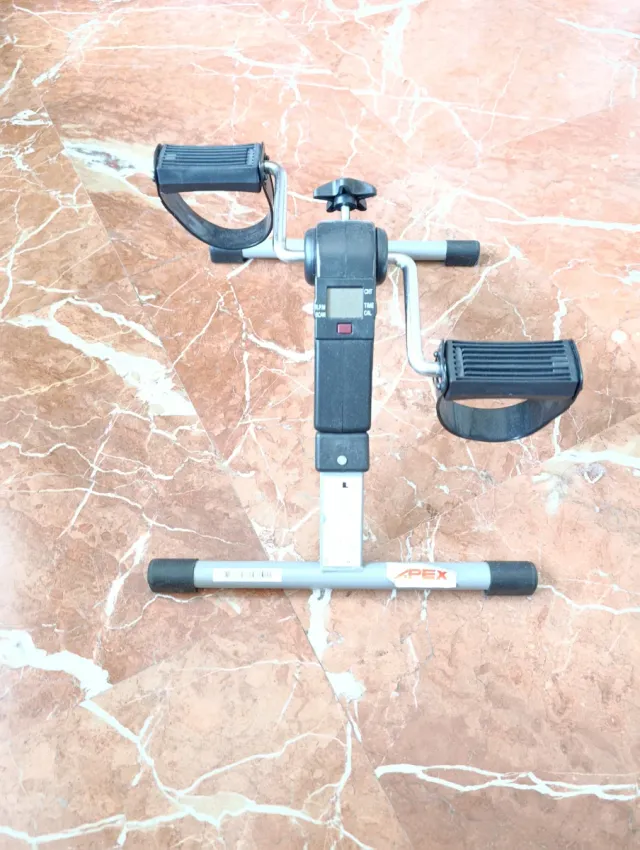 Bicicleta estática APEX