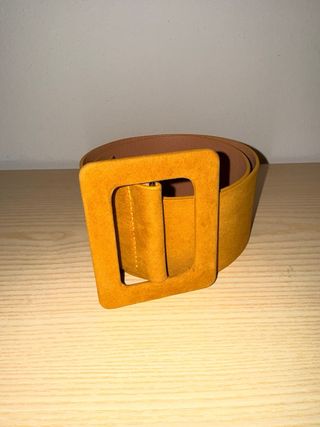 Cintura senza buchi verde e senape