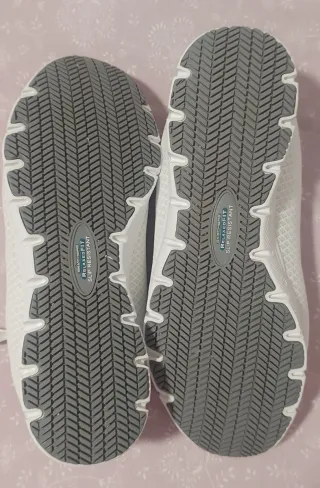 Deportivas Skechers Mujer Blancas, antideslizante.