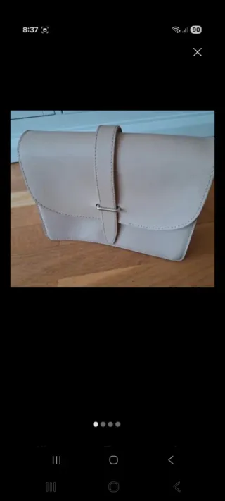 Bolso de hombro beige