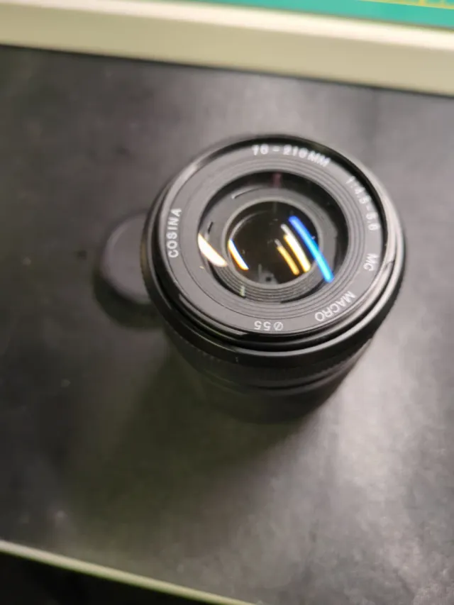 Obiettivo Cosina MC 70-210mm