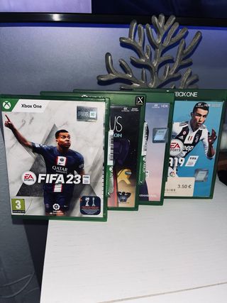 Juego Xbox One FIFA 23, FIFA 22, FIFA 19 y AmongUs