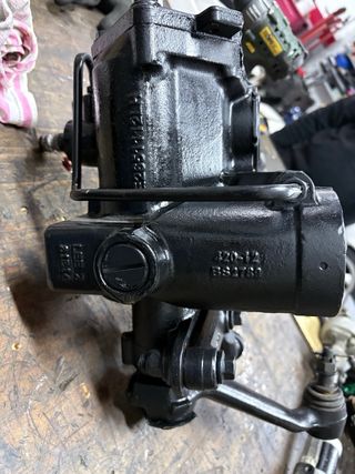 Caja Dirección Land Rover Defender Puma 2010