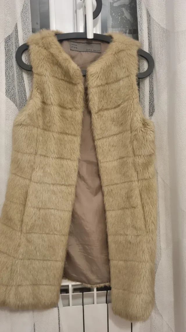 Chaleco Zara pelo sintético beige Talla S