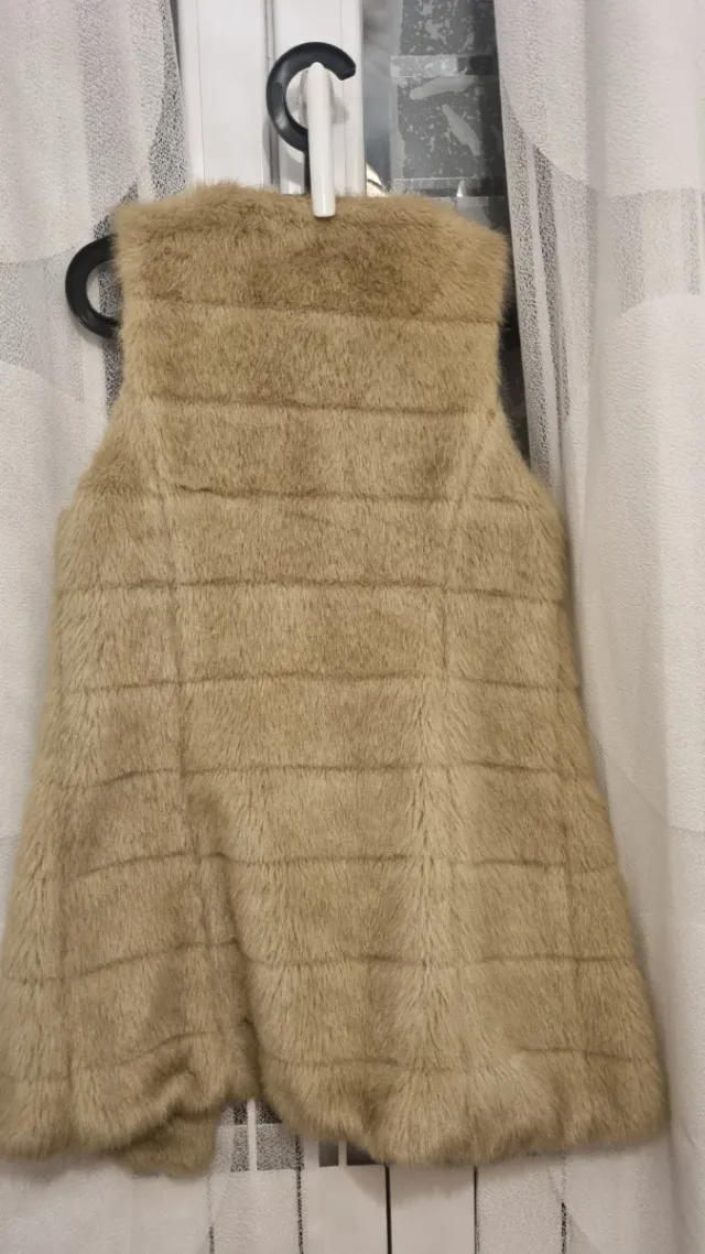 Chaleco Zara pelo sintético beige Talla S