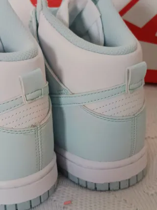 Zapatillas Nike Dunk High Talla 37.5 50%