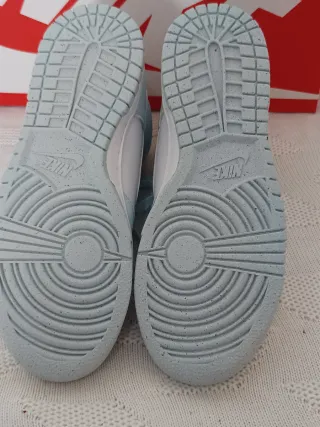 Zapatillas Nike Dunk High Talla 37.5 50%