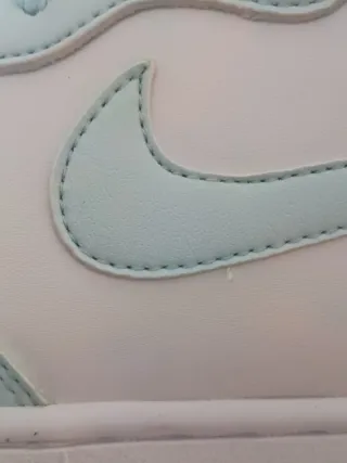 Zapatillas Nike Dunk High Talla 37.5 50%