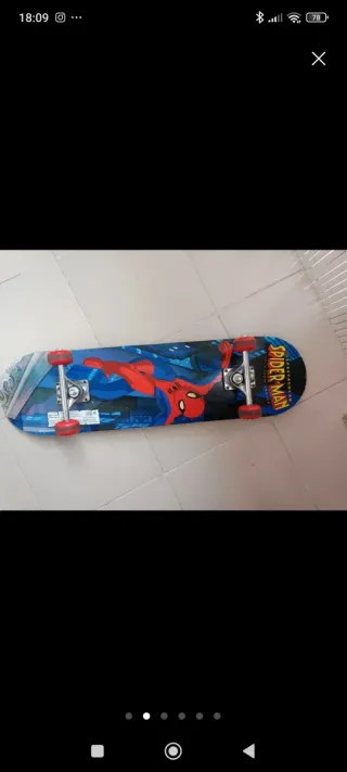 Monopatín Spiderman