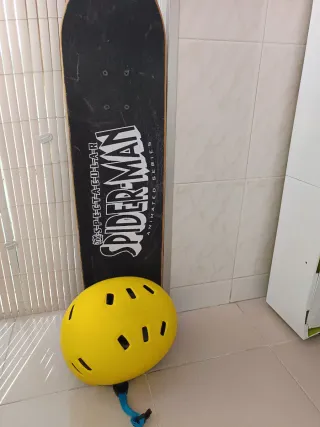 Monopatín Spiderman