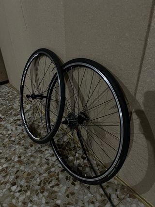 Llantas de carretera