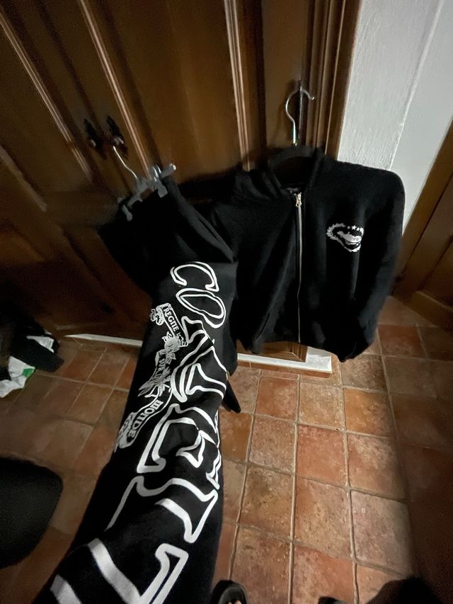 Chándal Corteiz Negro