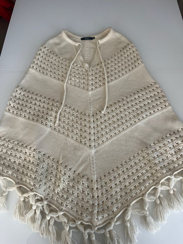 Poncho CORTEFIEL beige talla M