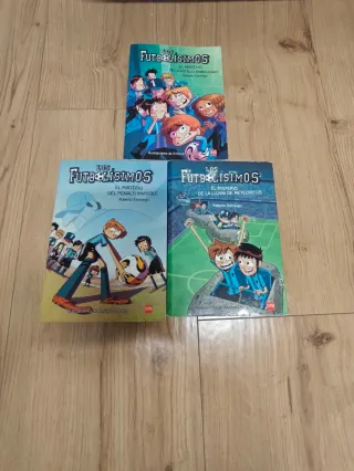 Colección de libros de los Futbolísimos