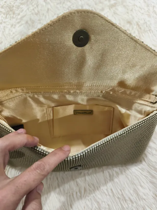 Bolso de fiesta beige y dorado