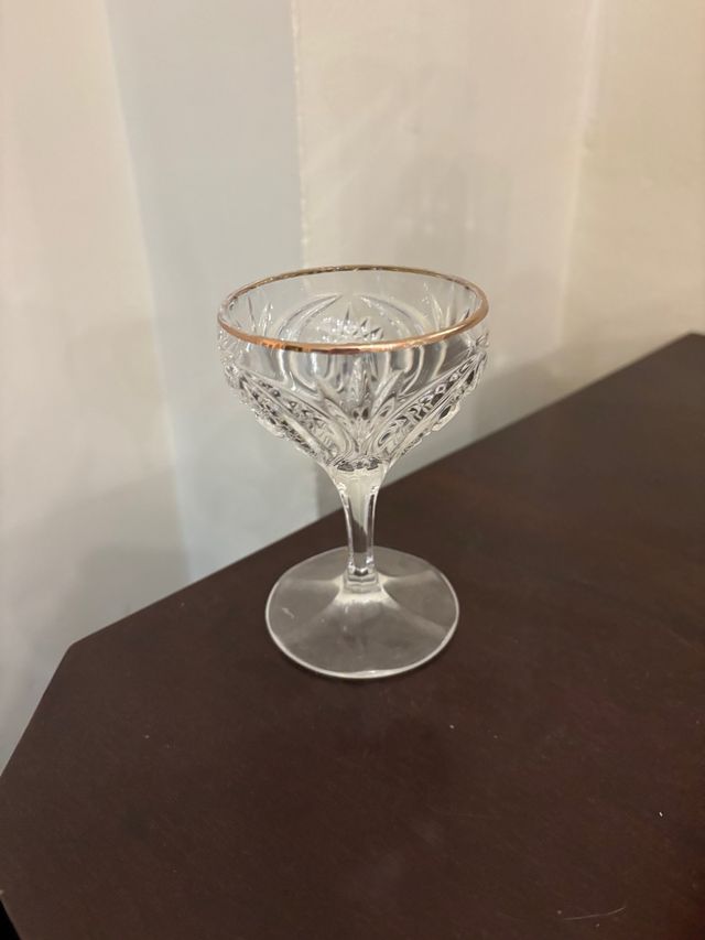 Juego copas cristal tallado oro